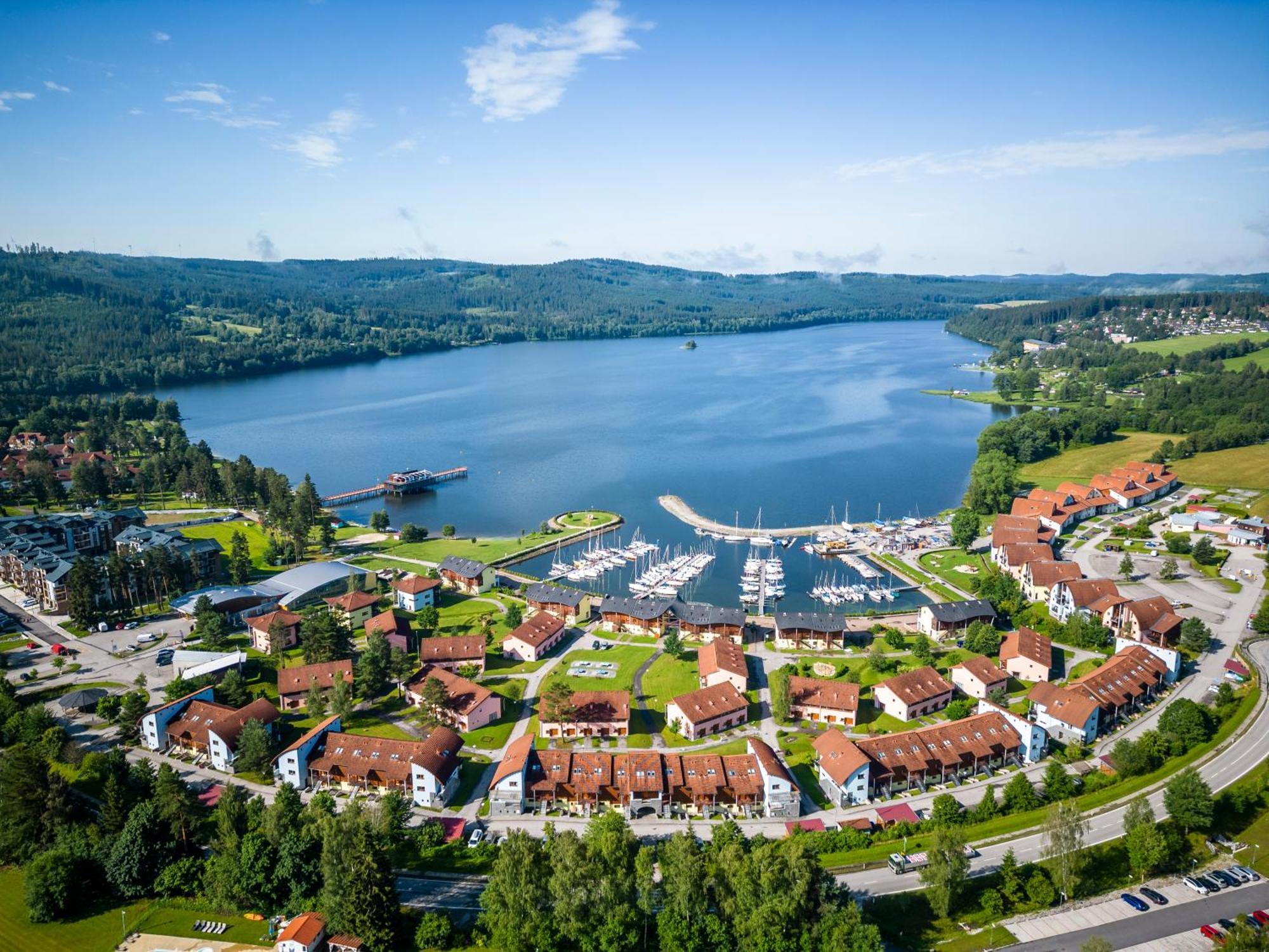 Апартаменты Landal Marina Lipno Липно-над-Влтавой Экстерьер фото